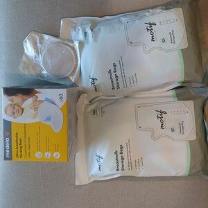 Breast Milk Bags & Nursing Pads